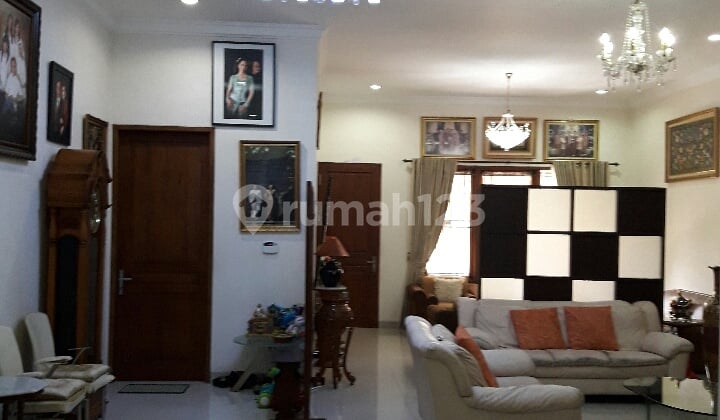 Rumah Lux di sayap Reog Karawitan