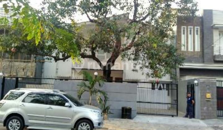 Rumah hadap Selatan di Pulo Asem