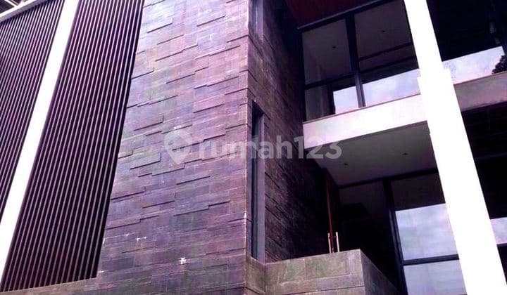 Aikonik Residence with S. Pool - Townhouse Satu-satunya Di Area Menteng