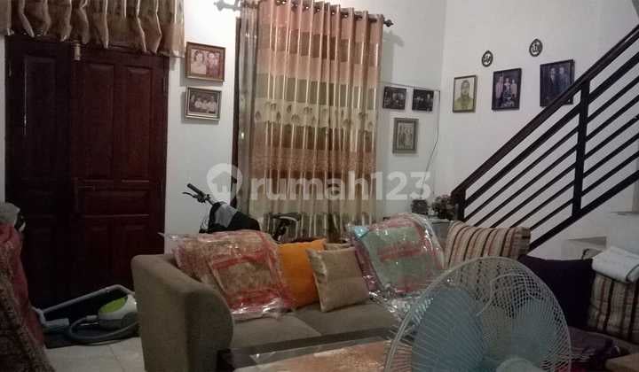 Rumah di Jl Harun , Rawa Belong Jakarta Barat