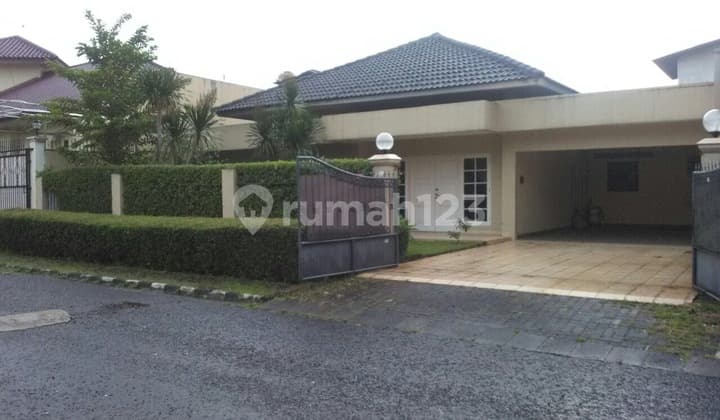 Rumah siap huni dekat Mall dan RS di Cinere