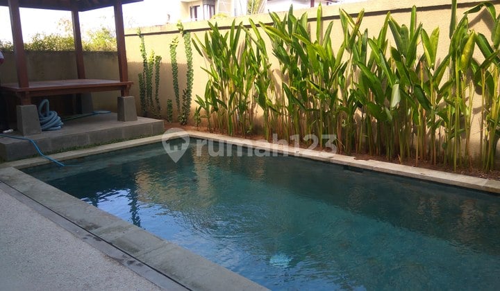 DROP PRICE For Lease Luxury Villa In One Gate System Close To Main Road And Jimbaran Beach