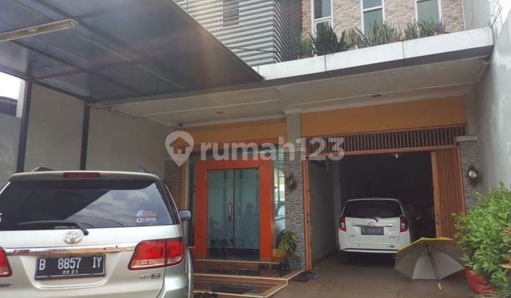 Gedung untuk kantor Pekayon (NZ)