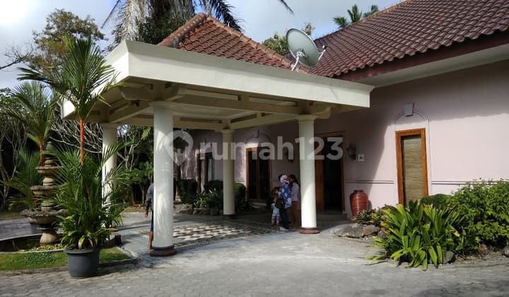 LUXURY HOUSE ON JL KALIURANG