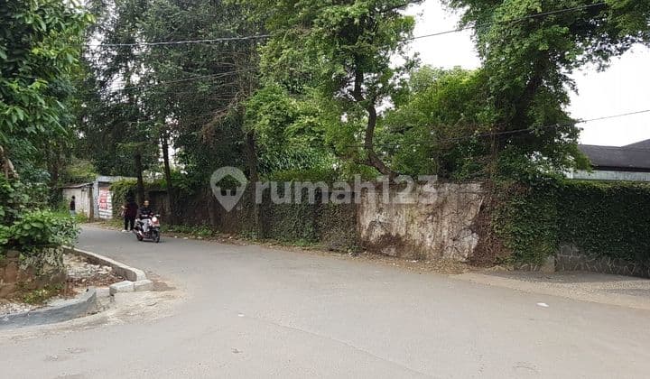 Jual Rumah di Ciputat ...Kampung Utan ..Luas Tanah 1410 meter