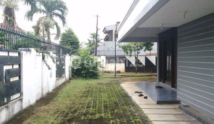 Rumah Tanah Kusir Kebayoran Lama Dekat Gandaria City