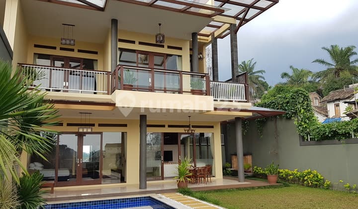 Luxury Home Sayap Ciumbuleuit.. 5 mnt dari Unpar