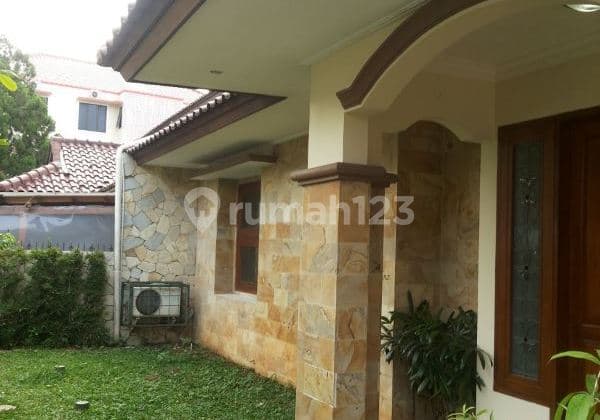 Cipete~ House in a Complex