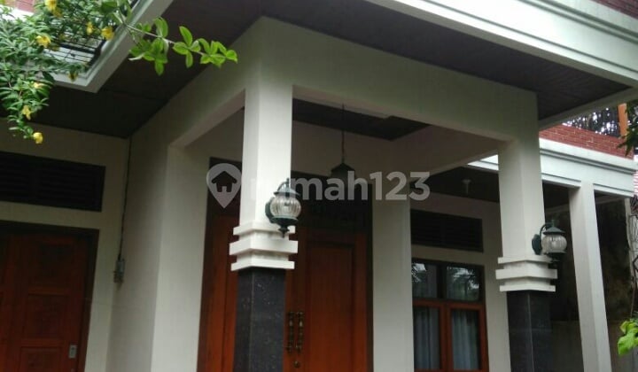 Beautiful all-teak Javanese-style house in Bintaro, South Tangerang.
