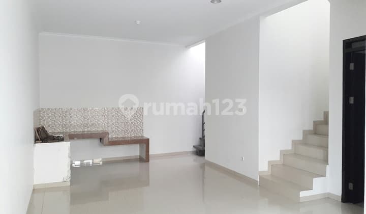 Rumah baru minimalis @ Mekar Wangi