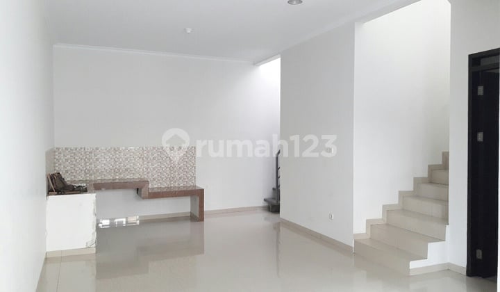 Rumah baru minimalis @ Mekar Wangi