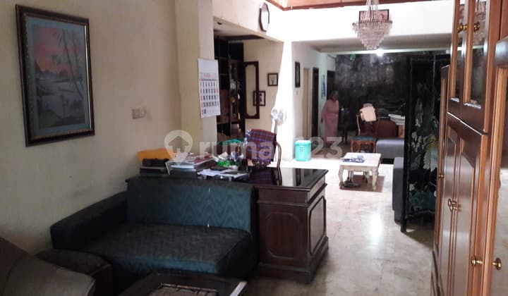 Rumah strategis jl. Karyawan pondok Pinang