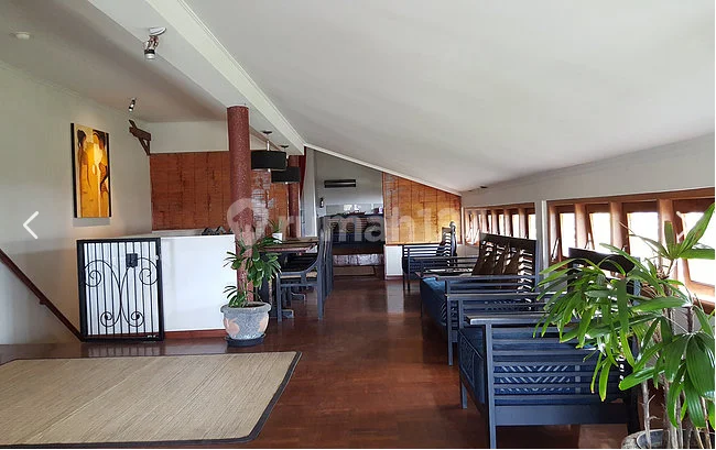 Over Contract Beachfront 5 Bedrooms Apartment For Long Term 34 Years Sea View