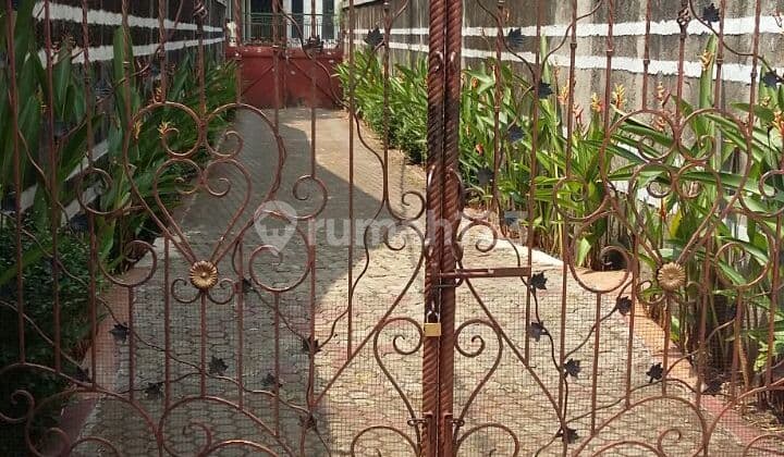 Rumah Kokoh Yang Asri