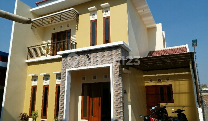 Hunian Cluster Mewah Unit Terbatas Di Town House Colomadu