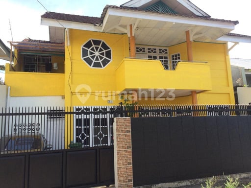 Rumah Strategis Daerah Panakkukang Jln Dirgantara Dekat Mall Panakkukang dan Mall Nipa