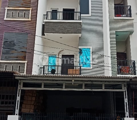 Rumah Kavling Polri 4,2 X 20 M Lokasi Strategis, Lingkungan Aman, Akses Jalan 2 Mobil