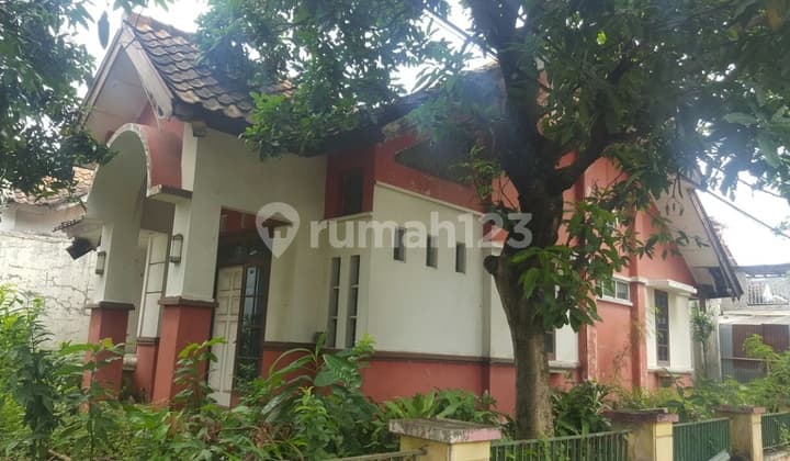 Hoek Villa Dago Pamulang Cheapest House, Lush 240 m2 Land Area, Two-Car Road Access, Near Park, in Exclusive Cluster