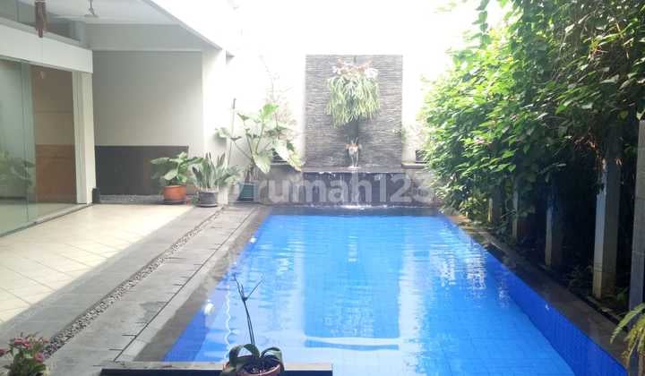 Rumah Mewah Siap Huni - Kebayoran Lama