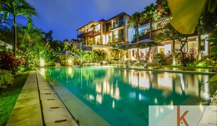 STUNNING FREEHOLD VILLA WITH OCEAN VIEW IN BUKIT VL1218