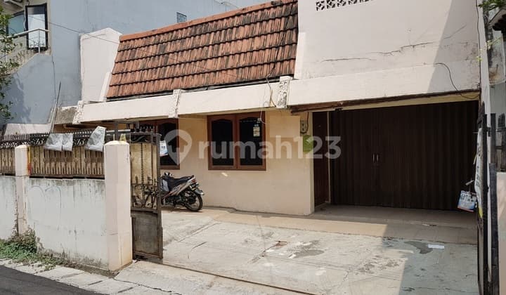 Rumah 5 Kamar TIdur Di Jalan Dr. Susilo - Grogol. Harga NEGO