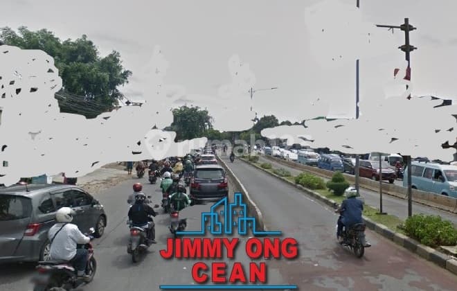 Rumah lama hitung tanah harga murah SUPER BU di jatipadang TB Simatupang jakarta selatan