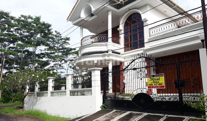 rumah bagus di lingkungan cluster semarang atas