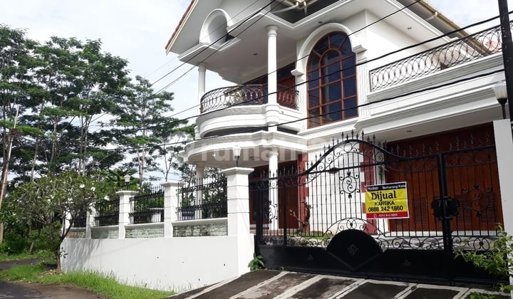 rumah bagus di lingkungan cluster semarang atas