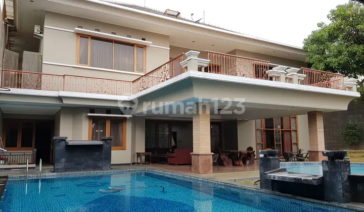 Luxury Home at Setiabudi Regency