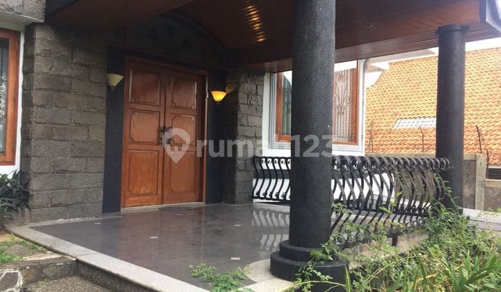 Villa in North Bandung expert area.