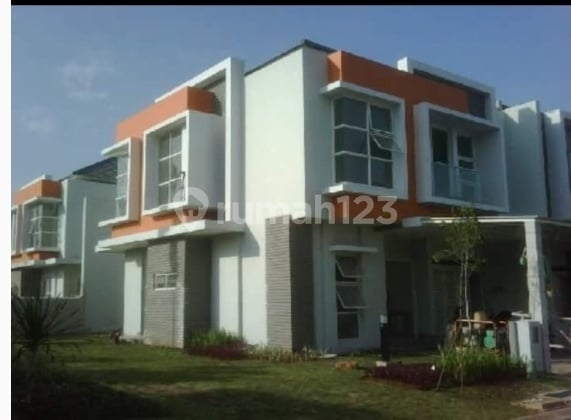 Rumah Minimalis Grand Orchard di hoek Rumah Minimalis Grand Orchard di hoek