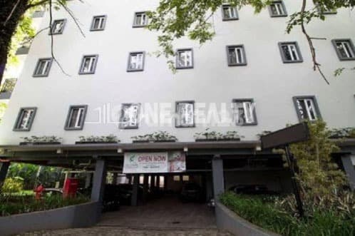 Kost Ekslusive 4 lantai dekat pintu tol Pasteur investasi menguntungkan