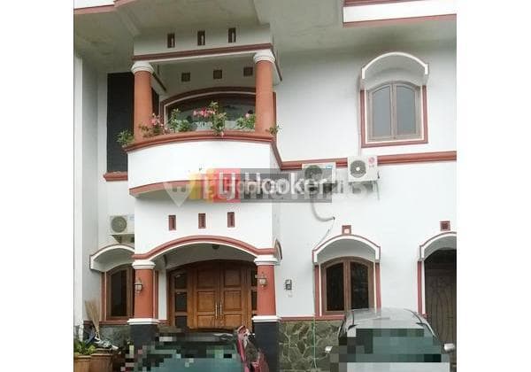 House in Graha Taman Bunga BSB Semarang