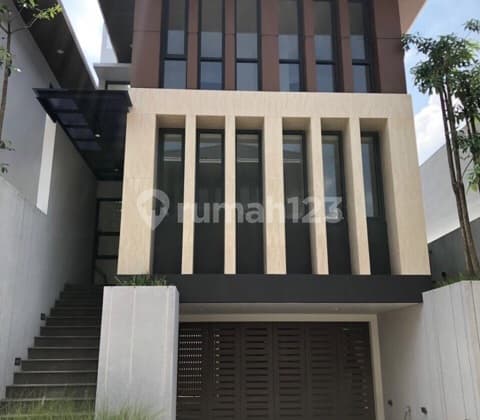 New house in the Puri Mutiara Residence cluster