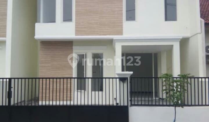 New Luxury Minimalis House di Juanda Regency