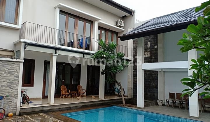 Hurry!!! Price Drop on Apuk Modern Minimalist Design Ready-to-Occupy House in Kebayoran Lama, Negotiable Price