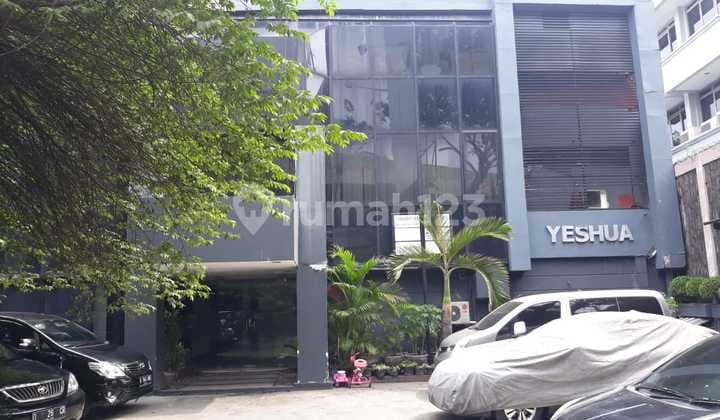 Jual Gedung di Kapten Tendean Ada Ijin Klinik Dan Hotel