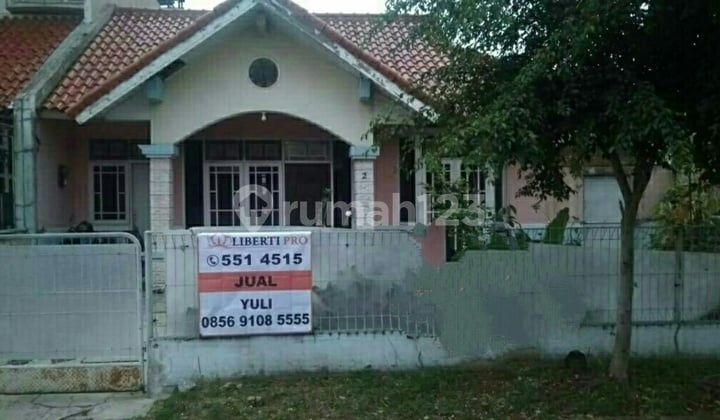 House in a safe & comfortable area. House in a safe & comfortable area.