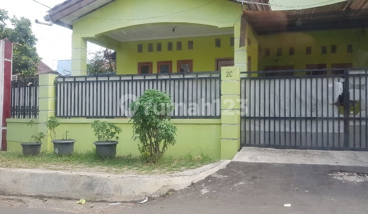 rumah huk lebar 12m