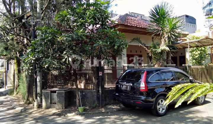 Rumah Hunian Nyaman Dan Bagus di Saninten, Sayap Riau Bisa Disewakan