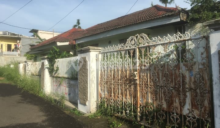 Rumah Hitung Tanah, Cocok Untuk Bangun Baru, Harga Investor, Di Radio Dalam