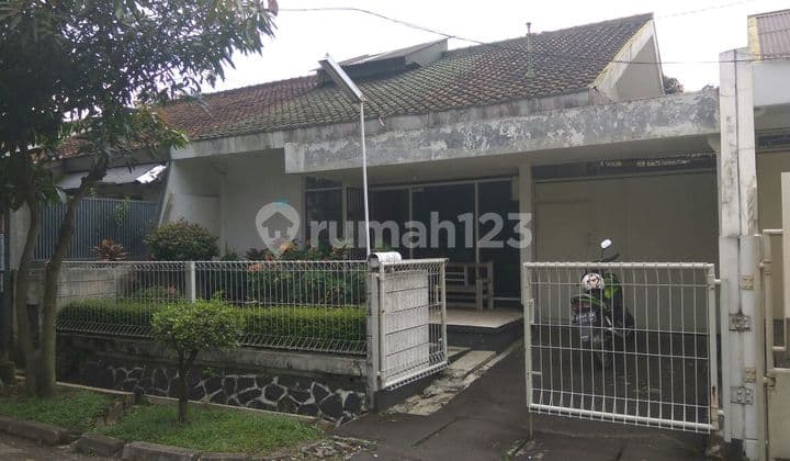 Rumah Bagus Dan Nyaman Dengan Harga 2.25 M di Sumber Sari