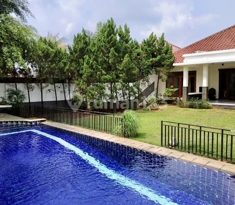 Nice Stand Alone Garden House In Kemang Ajh04034