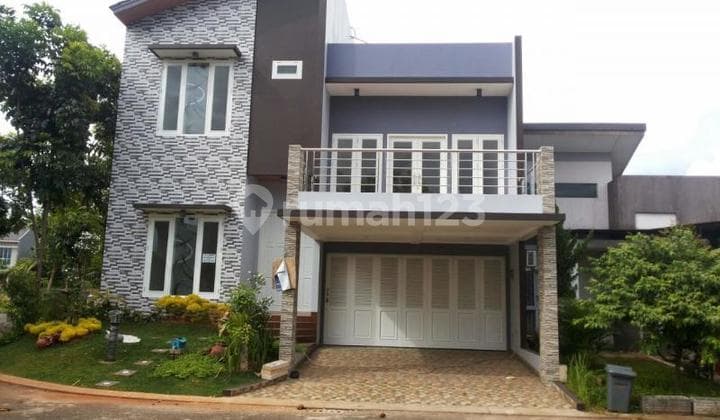 Rumah Split Level Cluster Simplycity Icon, Serpong