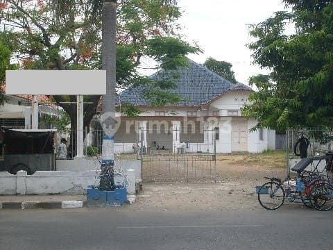 Rumah jl utama