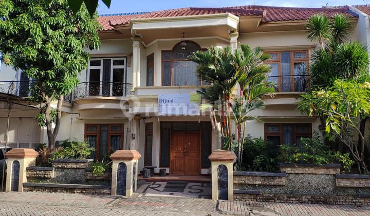 Rumah Mewah 2 Lantai, Lingkungan Elite, Row Jalan Lebar + Paving, Bisa untuk Rumah Tinggal / Kantor, Siap Huni - TAN -