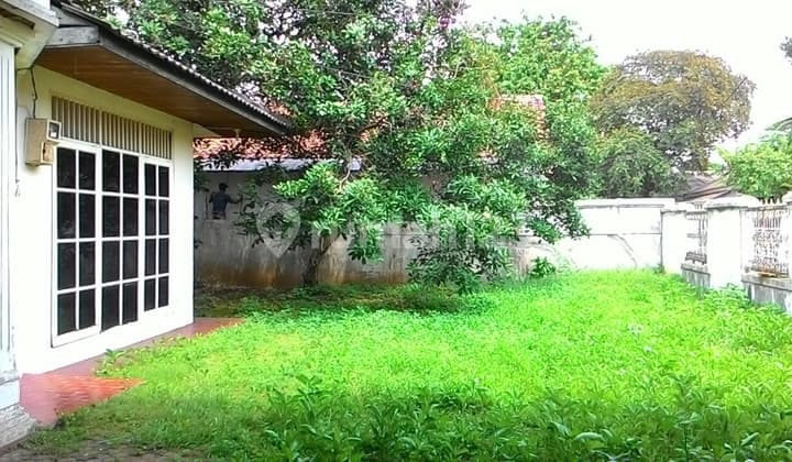 Rumah dilokasi yang Tenang dan Nyaman penuh Kedamaian