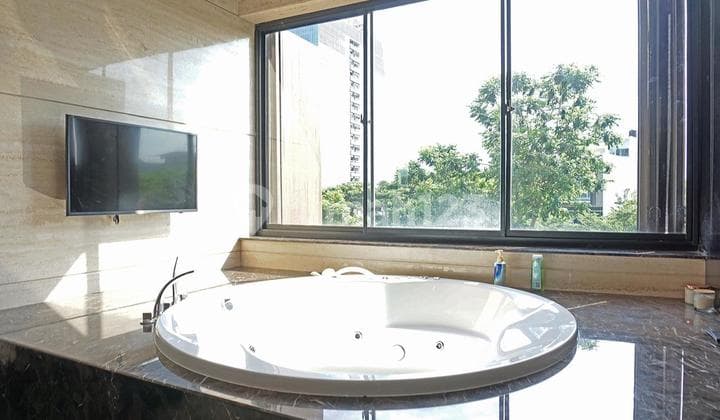 LUXURY HOUSE PIK SUPER LUX TROPICAL MINIMALIST DESIGN