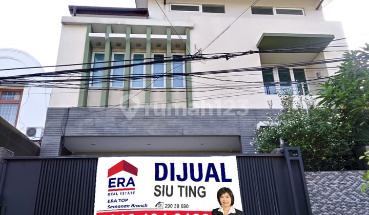 Rumah Kedoya Siap Huni