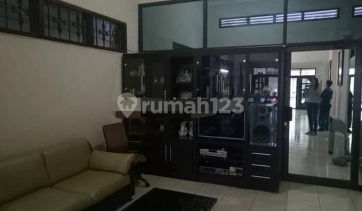 Null Raya Ambengan, Pusat Kota. Raya Double Way